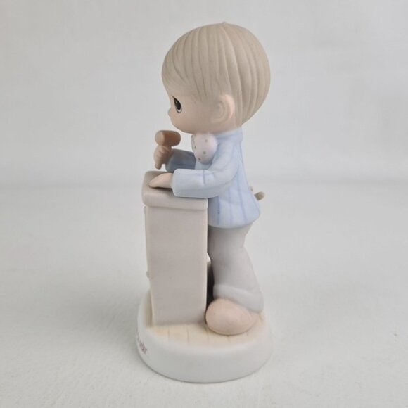 Precious Moments E-0103 "1983 Collectors Club Member" Porcelain Figurine Vntg - Picture 2 of 6
